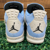 Air Jordan 4 UNC